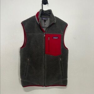 PATAGONIA Men's Classic Retro-X® Vest, gray and berry